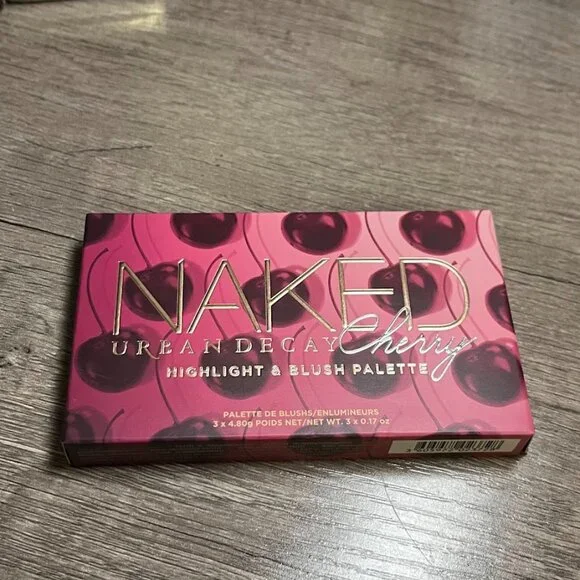 Urban Decay NAKED CHERRY Golden Light Highlighter Tan Blush Palette - Picture 3 of 4